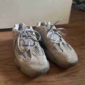 Yeezy 500 Ash Gray Size 9